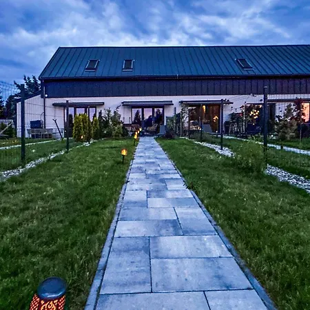 Gorgeous Home In Stare Sady *